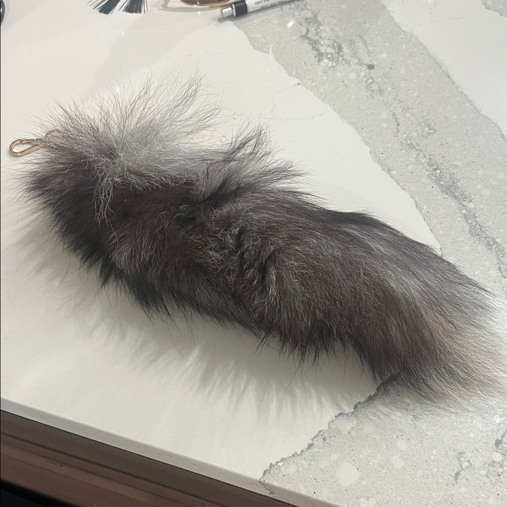 Elegant Gray Fox‎ Fur Keychain Accessory